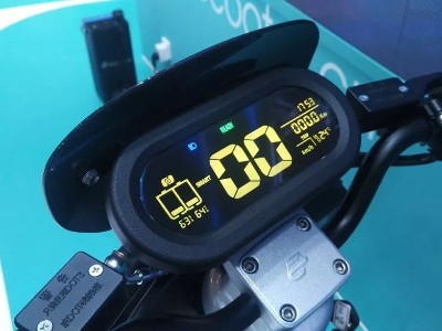 電動車儀表灌封膠水案例，聚力完美精湛技術解決粘接難題
