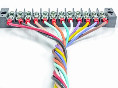 連接器端子電子密封膠，聚力為電子電器領(lǐng)域提供粘接案例